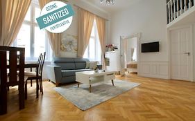 Luxury Apartment By Hi5 - Havas Street